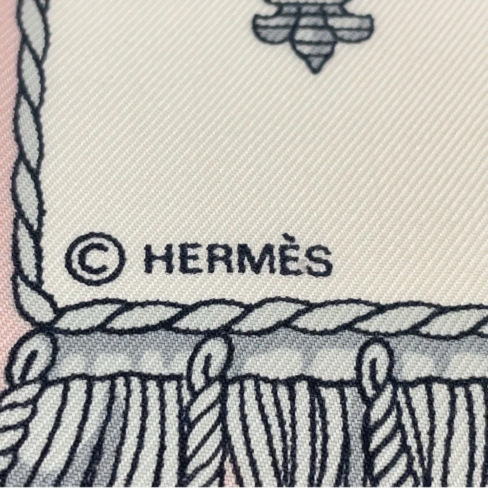 HERMES Vintage Carre 90 Silk Pink “Vue du Carrosse de la Galere la Reale Scarf - Picture 9 of 13